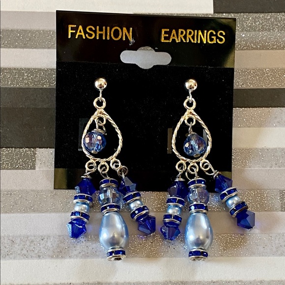 Artisan earrings 🖤 - Picture 2 of 4